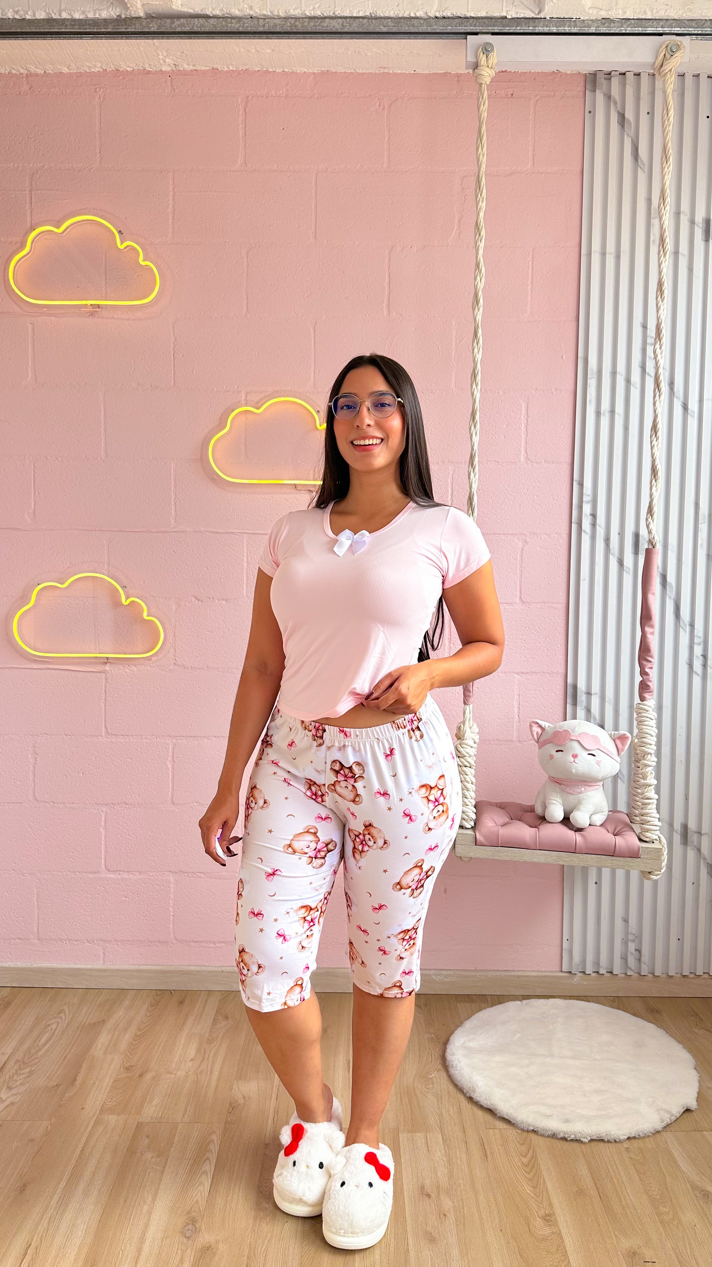 Pijama de capri con estampado sublimado con camisa