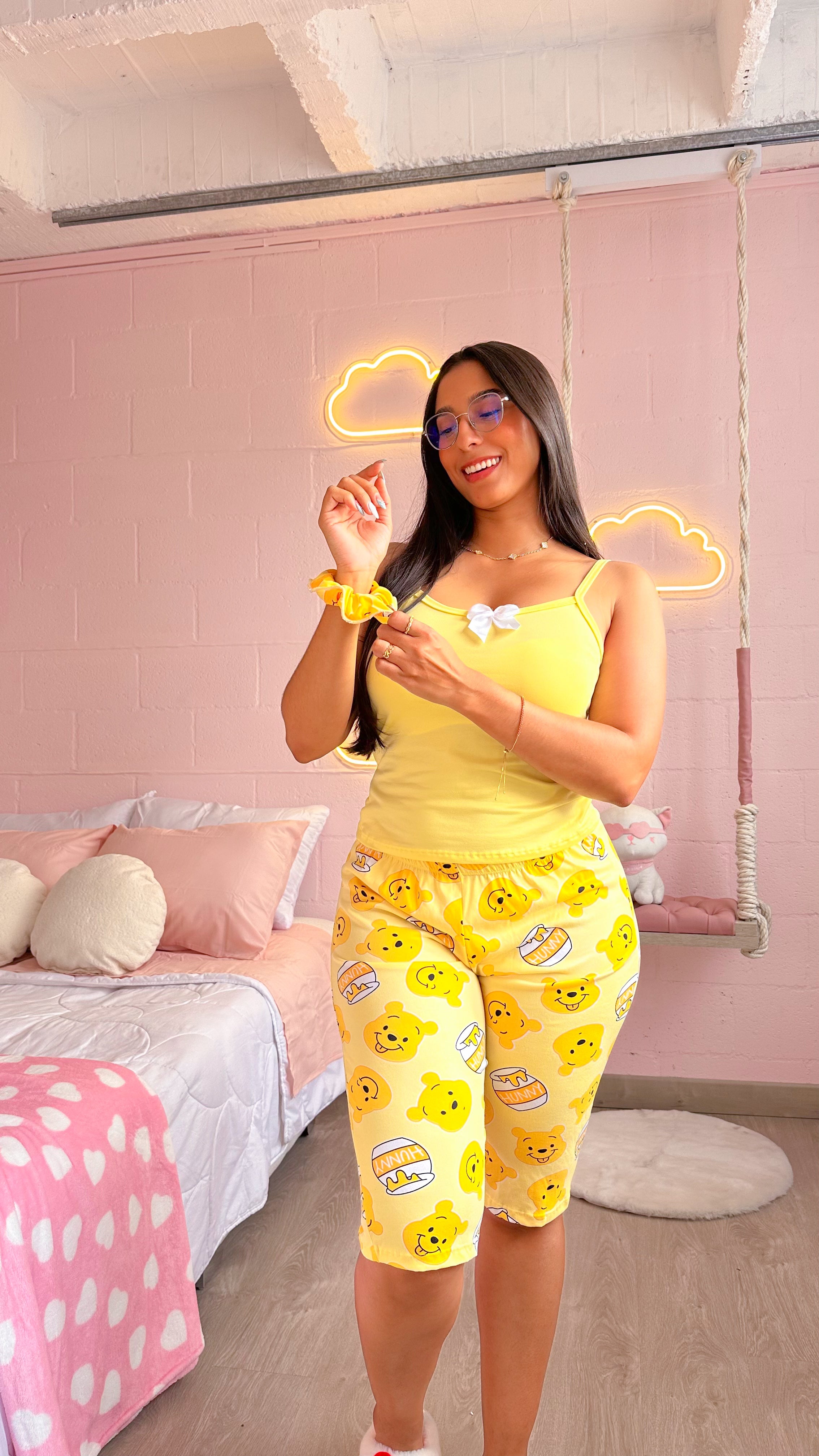 Pijama de capri con estampado y blusa de tiras